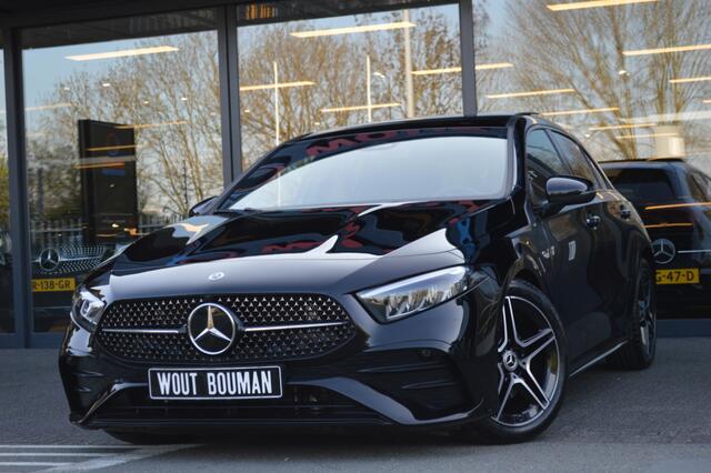 Mercedes-Benz A-KLASSE 200 AMG Led Panorama Widescreen Sfeer Camera Night CarPlay Pdc