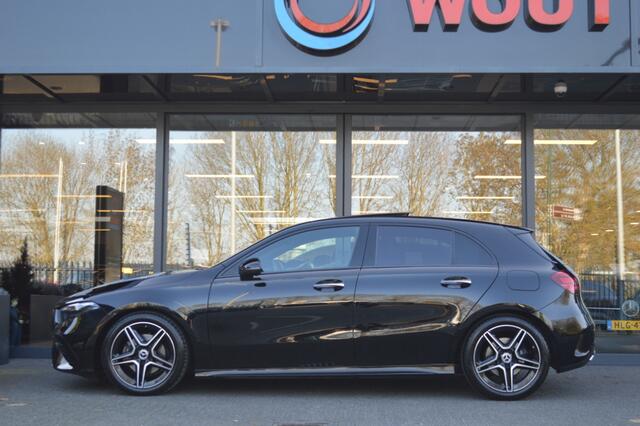 Mercedes-Benz A-KLASSE 200 AMG Led Panorama Widescreen Sfeer Camera Night CarPlay Pdc