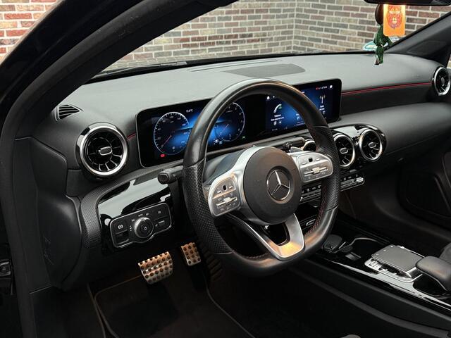 Mercedes-Benz A-KLASSE 200 AMG | Dak|