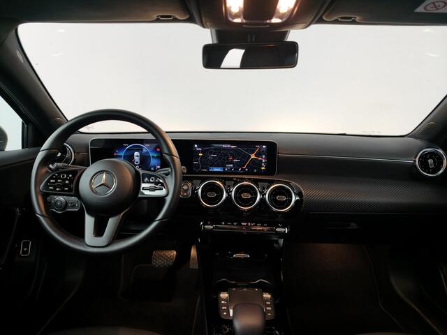 Mercedes-Benz A-KLASSE 180 Business Solution |