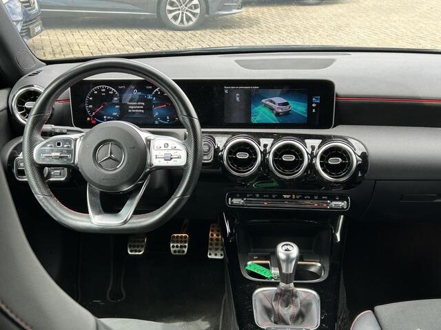 Mercedes-Benz A-KLASSE 160 Business Solution AMG | Navigatie | Camera | Climate Control | Cruise Control |
