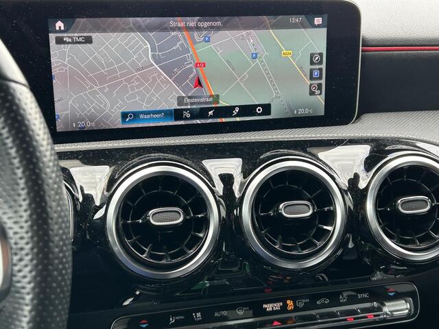 Mercedes-Benz A-KLASSE 160 Business Solution AMG | Navigatie | Camera | Climate Control | Cruise Control |