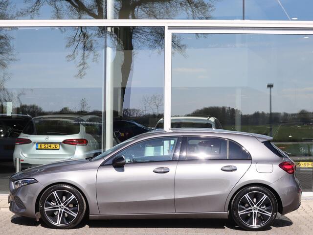 Mercedes-Benz A-KLASSE 180 Star Edition Luxury Line