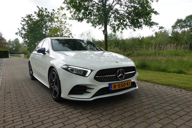 Mercedes-Benz A-KLASSE 180 AMG Line