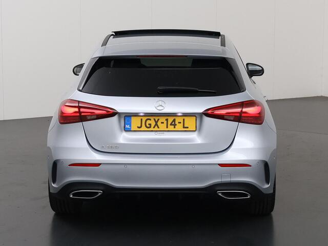 Mercedes-Benz A-KLASSE 180 Business Solution AMG | Night | Panoramaschuifdak | Premium Plus | Head-Up | MULTIBEAM LED | Dodehoekassistent | 19 inch AMG-velgen |
