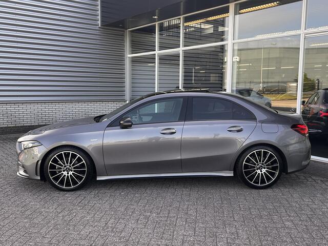 Mercedes-Benz A-KLASSE 200 Business Solution AMG