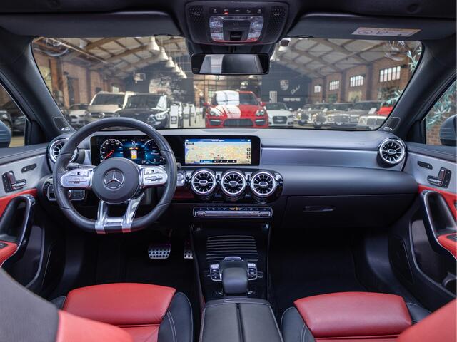 Mercedes-Benz A-KLASSE 200 Launch Edition Premium Plus AMG *A35 Look | VOL | Pano | Burmester | 360 cam | Memory | Leder | Keyless | Sfeer*