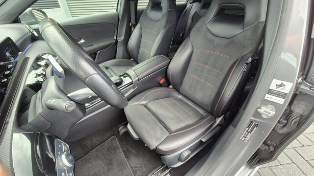 Mercedes-Benz A-KLASSE 200 AMG |Camera|Trekhaak|Cruise|