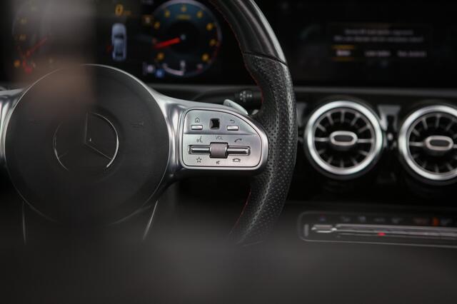 Mercedes-Benz A-KLASSE 220 | Pano | Burmester | Sfeerverlichting |