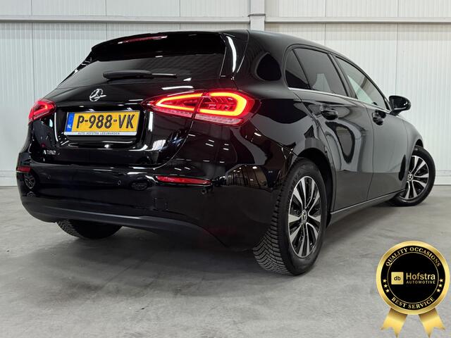 Mercedes-Benz A-KLASSE 180 Business Solution AUTOMAAT LED CAMERA STOELV. 2XPDC LMV