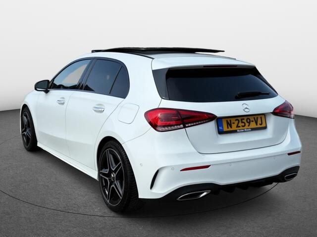 Mercedes-Benz A-KLASSE 180 Business Solution AMG | Night pakket | Panoramadak | Sfeerle
