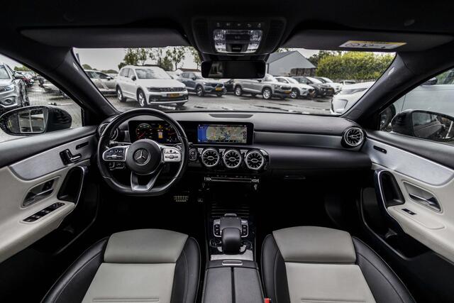 Mercedes-Benz A-KLASSE 200 Premium Plus AMG | Pano | Memory
