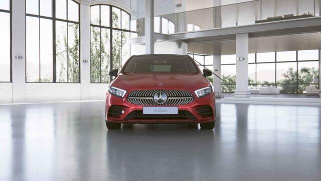 Mercedes-Benz A-KLASSE 250 e Business Line | AMG | Night | Panoramadak | Widescreen | Stoelverwarming | Sfeerverlichting |