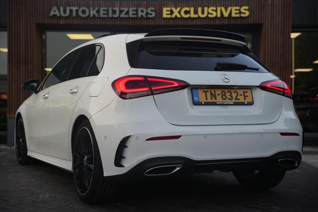 Mercedes-Benz A-KLASSE 200 Launch Edition Premium Plus AMG panoramadak AMBIENT Apple Carplay Brake assist Camera Multimedia Getint glas 19"L.M. Cruise Navi