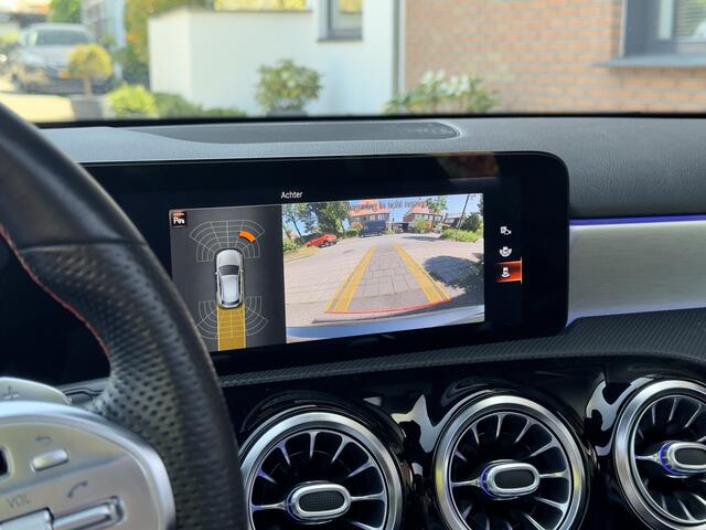 Mercedes-Benz A-KLASSE 180 AUT7 AMG-LINE PANODAK LEDER NAVI CAMERA VIRTUAL-DASH APPLE-CARPLAY LED LMV PDC