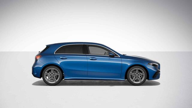 Mercedes-Benz A-KLASSE 180 AMG Line | Stoelverwarming |Widescreen | Sfeerverlichting | Getint glas | Achteruitrijcamera |