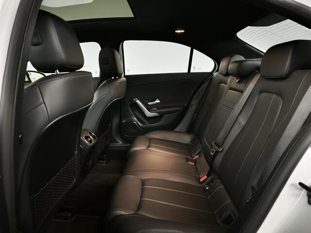 Mercedes-Benz A-KLASSE 250 e Business Solution Luxury Limited | Panorama-dak |