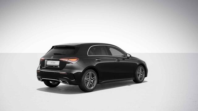 Mercedes-Benz A-KLASSE 250 e Star Edition AMG Line | Widescreen | Sfeerverlichting | Getint glas |