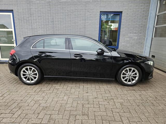 Mercedes-Benz A-KLASSE 180 Business Solution AMG Inclusief Afleveringskosten