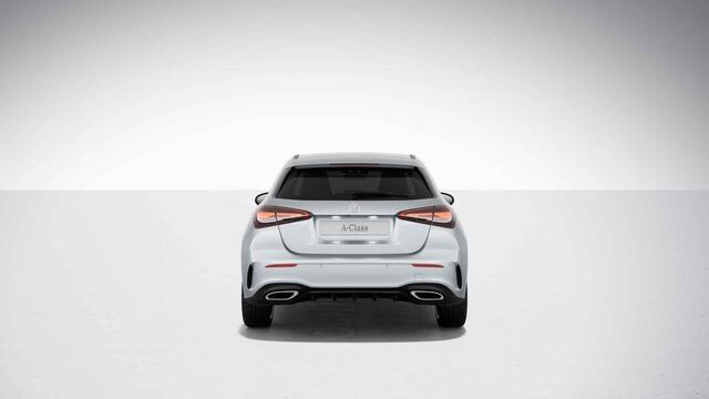 Mercedes-Benz A-KLASSE 180 AMG Line | Night | Panoramadak | Stoelverwarming | Digital Light |