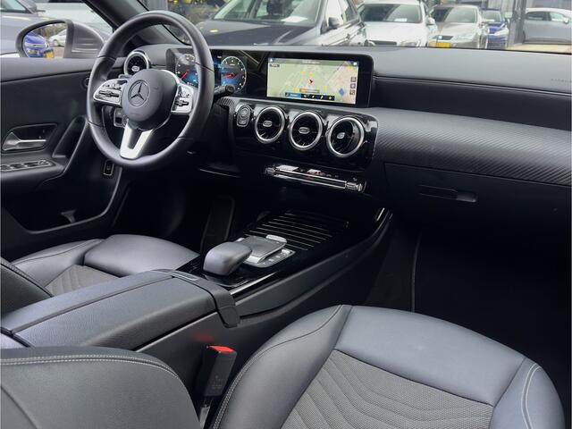 Mercedes-Benz A-KLASSE 200 AUT7 SOLUTION AMG-LINE LEDER NAVI CAMERA DIGI-DASH LED LMV PDC