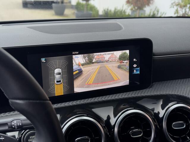 Mercedes-Benz A-KLASSE 200 AUT7 SOLUTION AMG-LINE LEDER NAVI CAMERA DIGI-DASH LED LMV PDC