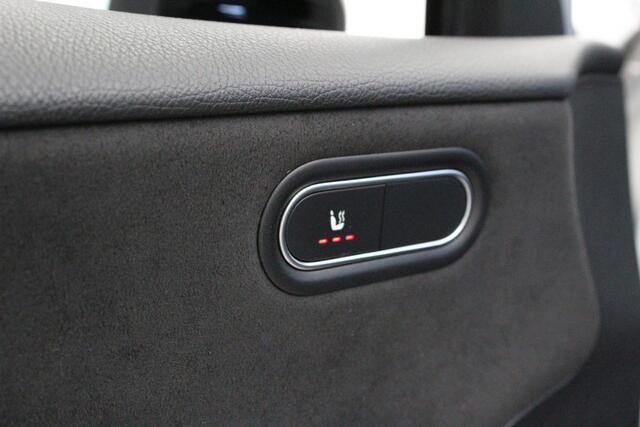 Mercedes-Benz A-KLASSE 180 Business Solution AMG | NL-AUTO+N.A.P! | CARPLAY | D-GLAS | CLIMA | PDC-V/A | CAMERA | 18'LMV | LED |