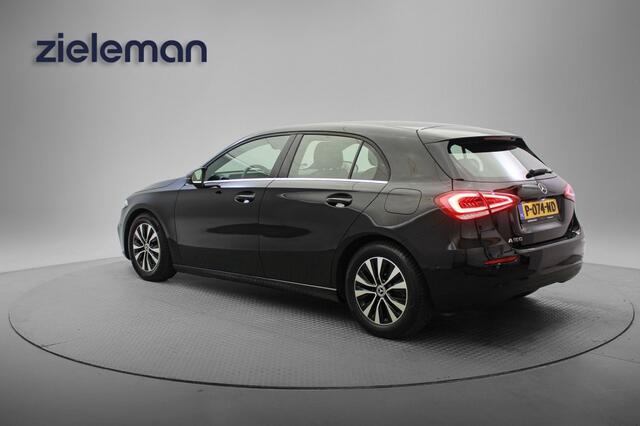 Mercedes-Benz A-KLASSE 180 Business Solution Automaat - Digitaal Cockpit, Camera, Stoelverw.