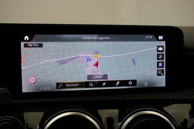 Mercedes-Benz A-KLASSE 180 Business Solution Automaat - Digitaal Cockpit, Camera, Stoelverw.