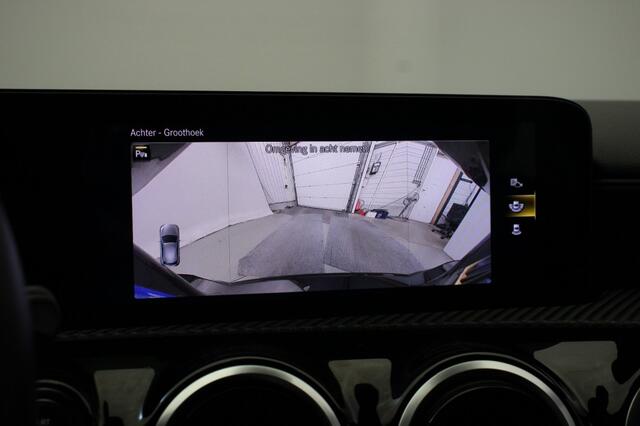 Mercedes-Benz A-KLASSE 180 Business Solution Automaat - Digitaal Cockpit, Camera, Stoelverw.