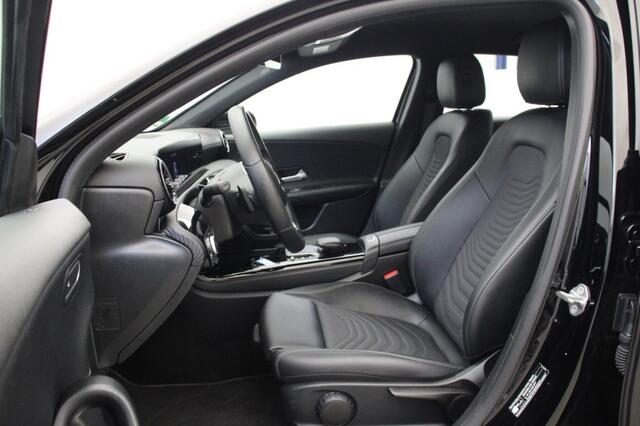 Mercedes-Benz A-KLASSE 180 Business Solution Automaat - Digitaal Cockpit, Camera, Stoelverw.