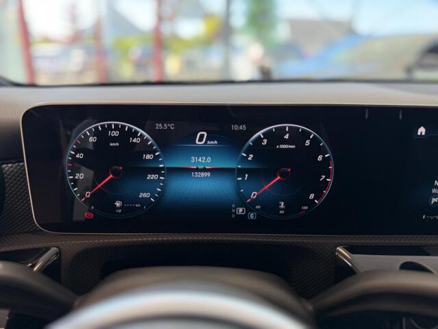 Mercedes-Benz A-KLASSE 220 Premium