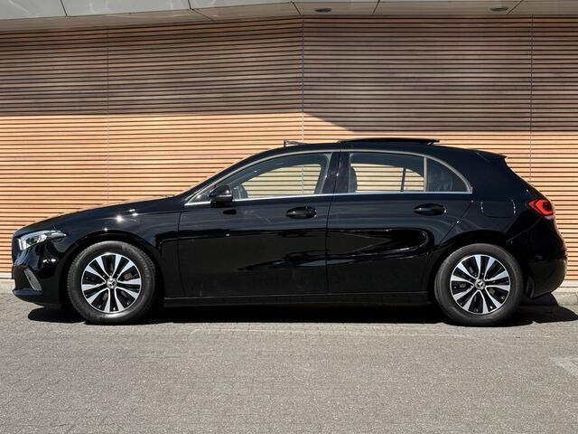 Mercedes-Benz A-KLASSE 180 Business Solution Panodak / Navi / Clima / Telefoon / Half Leer / Stoelverwarming