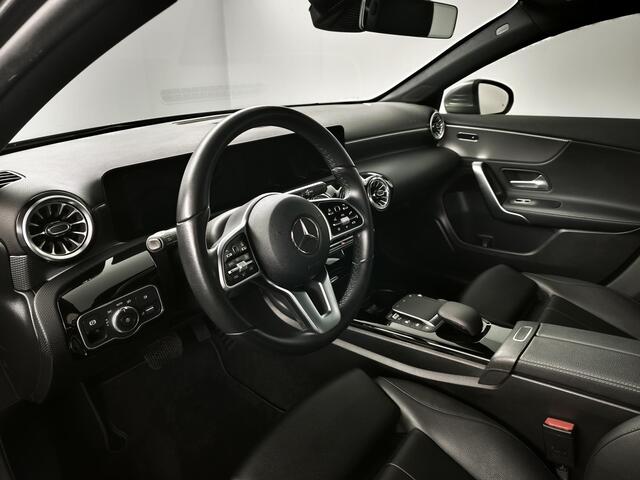 Mercedes-Benz A-KLASSE 200 Business Solution Luxury Navigatie | Climate control
