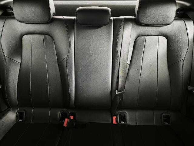Mercedes-Benz A-KLASSE 200 Business Solution Luxury Navigatie | Climate control