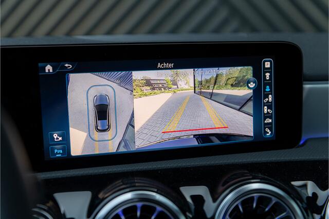 Mercedes-Benz A-KLASSE A200 AMG Pano Memory 360 IHC Widescre. Nightpak. Ambient