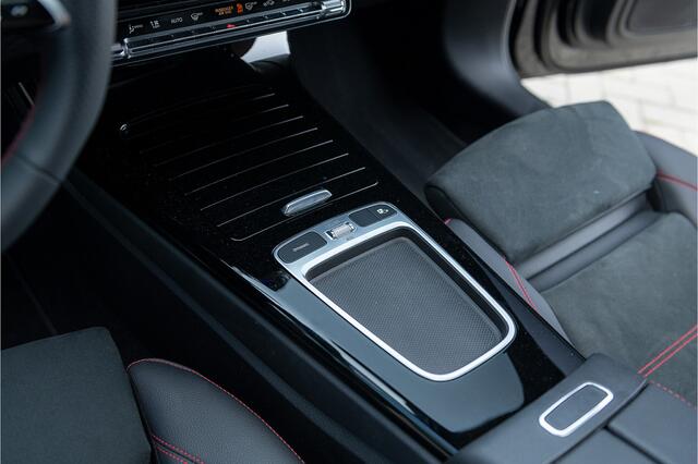 Mercedes-Benz A-KLASSE A200 AMG Pano Memory 360 IHC Widescre. Nightpak. Ambient