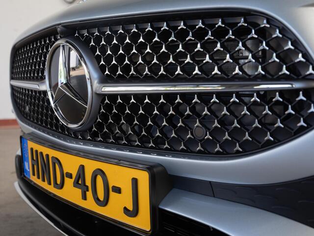 Mercedes-Benz A-KLASSE Limousine 180 Business Solution AMG Panorama dak