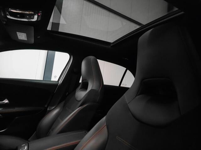 Mercedes-Benz A-KLASSE 180 Business Solution AMG | Widescreen | Camera | NET! |