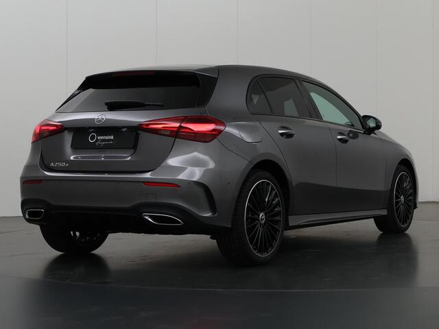 Mercedes-Benz A-KLASSE 250 e AMG Line | Nightpakket | Sfeerverlichting | MULTIBEAM LED | Panoramadak |
