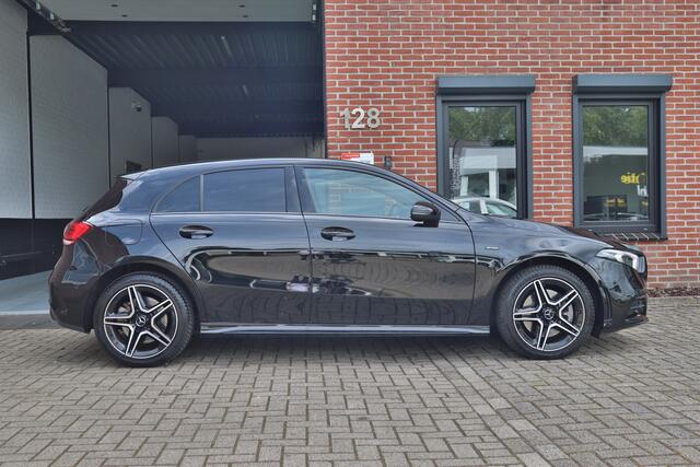 Mercedes-Benz A-KLASSE 250 e Business Solution AMG Limited Cr, Carplay, sfeerverlichting, stoel verw, 18'' LMV