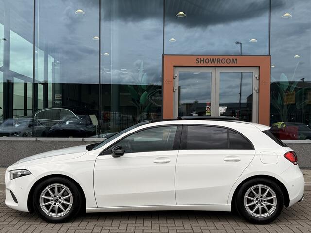 Mercedes-Benz A-KLASSE 200 Business Solution Plus | Elek. trekhaak | Lane assist | Pano | Cruise |