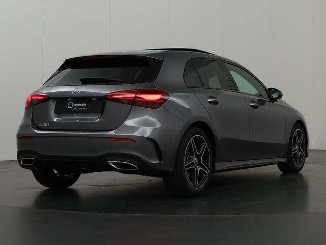 Mercedes-Benz A-KLASSE 180 Star Edition AMG Line 180 Star Edition AMG Line LIMITED | Panoramadak | Night | Sfeerverlichting | Stoelverwarming | Achteruitrijcamera |