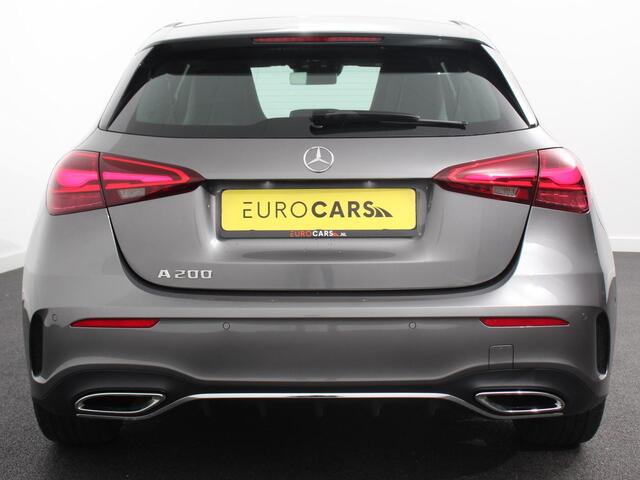 Mercedes-Benz A-KLASSE 200 177pk Automaat MHEV AMG Line Achteruitrij Camera Verwarmde voorstoelen Navigatie LED Climate control Adaptive Cruise control Parkeersensoren Apple Carplay & Android Auto
