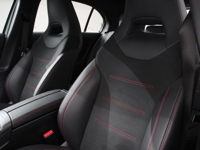 Mercedes-Benz A-KLASSE 200 177pk Automaat MHEV AMG Line Achteruitrij Camera Verwarmde voorstoelen Navigatie LED Climate control Adaptive Cruise control Parkeersensoren Apple Carplay & Android Auto