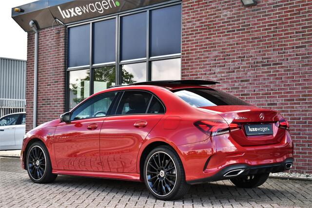 Mercedes-Benz A-KLASSE 250 e AMG-Line Pano 19inch Night Patagonia-red!