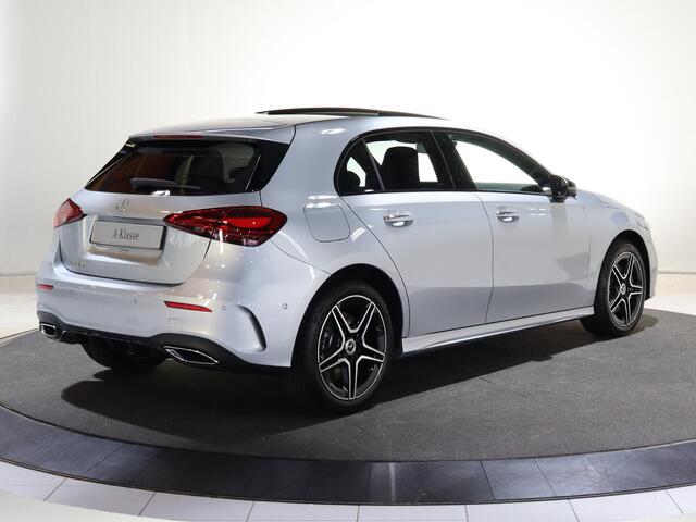 Mercedes-Benz A-KLASSE 250e Business Solution AMG | Panoramaschuifdak | Premium Plus | Head-up display | Dodehoekassistent |