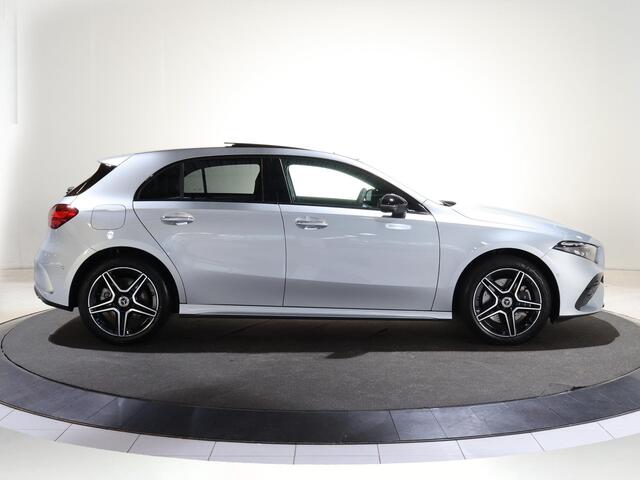 Mercedes-Benz A-KLASSE 250e Business Solution AMG | Panoramaschuifdak | Premium Plus | Head-up display | Dodehoekassistent |
