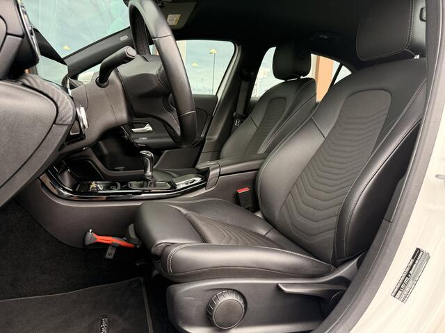 Mercedes-Benz A-KLASSE 160 Advantage | Cruise | Half/Leder | Achteruitrijcamera | Bluetooth |