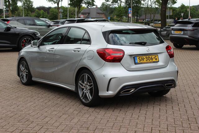 Mercedes-Benz A-KLASSE 180 Sport Edition AMG / Camera / Navigatie / Leder&Alcantara / 18'' / Stoelverwarming / Cruise Control